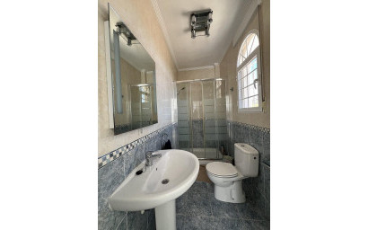 Resale - Villa -
Pinoso