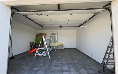 Resale - Villa -
Pinoso