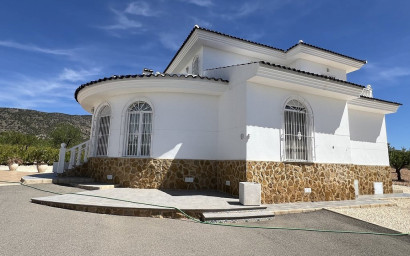 Resale - Villa -
Pinoso