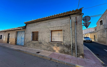 Revente - Maison mitoyenne -
Pinoso