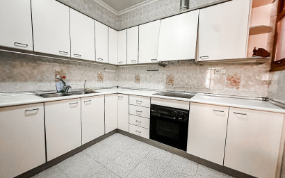 Revente - Maison mitoyenne -
Pinoso