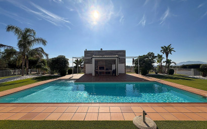 Revente - Villa -
Crevillente