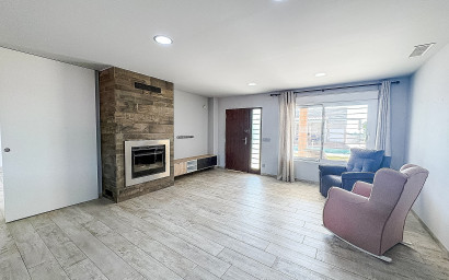 Revente - Villa -
Crevillente