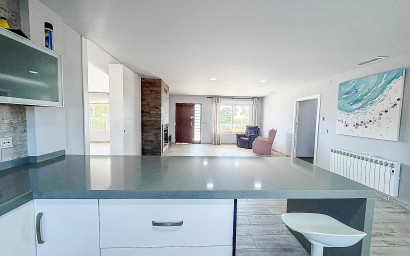 Revente - Villa -
Crevillente