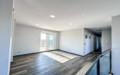 Revente - Villa -
Crevillente