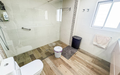 Revente - Villa -
Crevillente