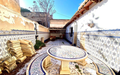 Resale - Village house -
Yecla
