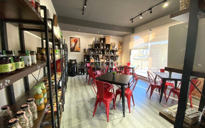 Herverkoop - Business -
Pinoso