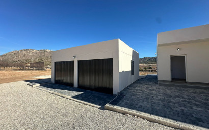 New Build - Villa -
El Canton