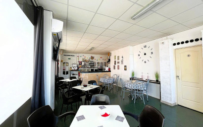 Resale - Business -
Castalla