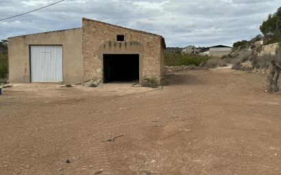 Resale - Land -
Monovar