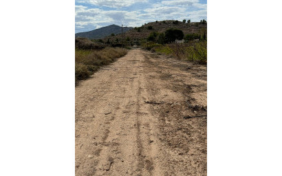 Resale - Land -
Monovar