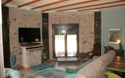 Herverkoop - Landhuis -
Villena