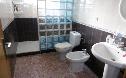 Resale - Finca / Country Property -
Yecla