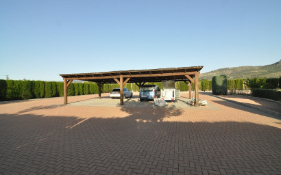 Resale - Villa -
Villena