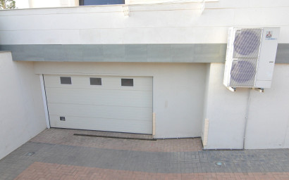 Resale - Villa -
Villena