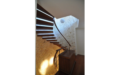 Resale - Villa -
Villena