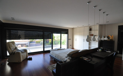 Resale - Villa -
Villena