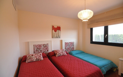 Resale - Villa -
Villena