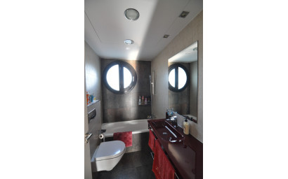 Resale - Villa -
Villena