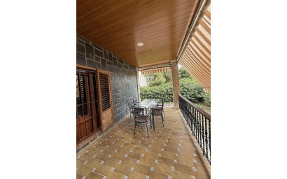 Resale - Villa -
Elda