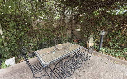 Resale - Villa -
Elda