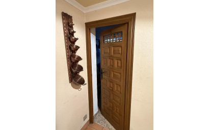 Resale - Villa -
Elda