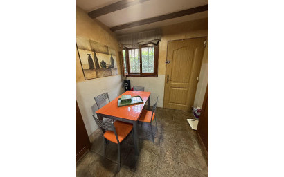 Resale - Villa -
Elda