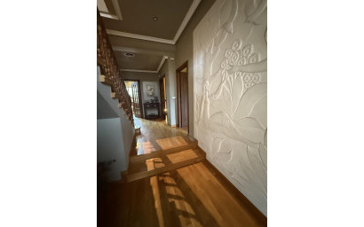 Resale - Villa -
Elda