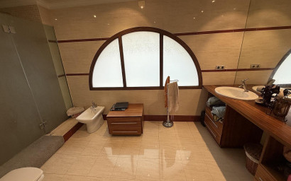 Resale - Villa -
Elda