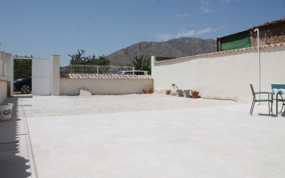 Herverkoop - Landhuis -
BARBARROJA - Barbarroja