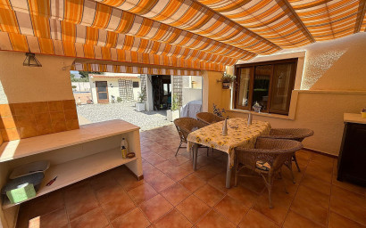 Herverkoop - Landhuis -
Castalla