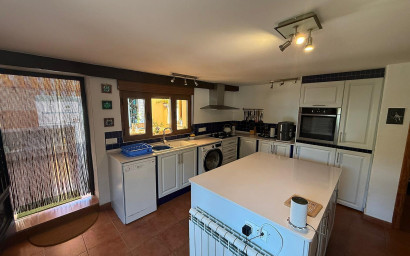 Herverkoop - Landhuis -
Castalla