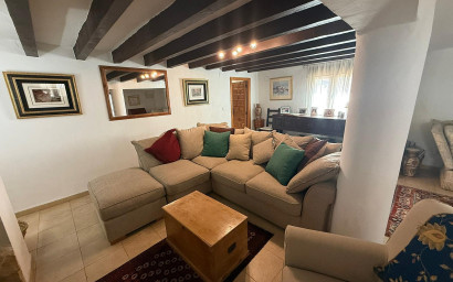 Herverkoop - Landhuis -
Castalla