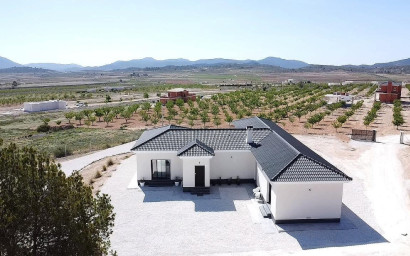 Herverkoop - Villa -
Pinoso