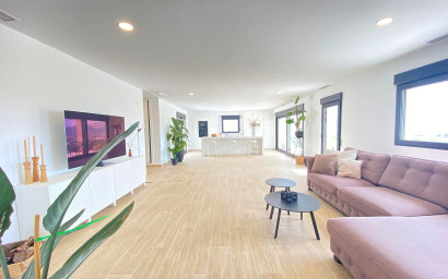 Herverkoop - Villa -
Pinoso