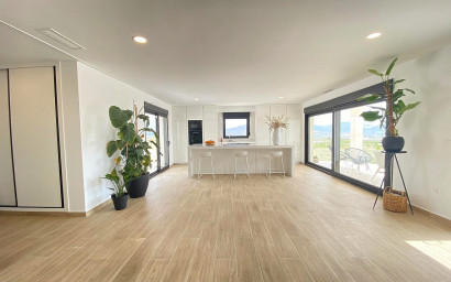 Herverkoop - Villa -
Pinoso