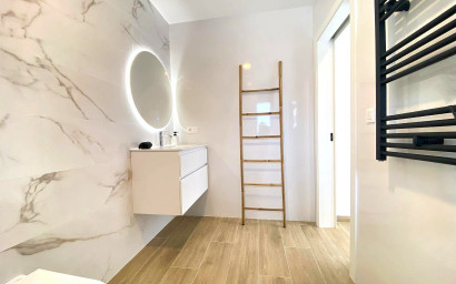 Herverkoop - Villa -
Pinoso