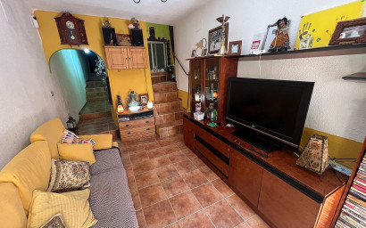 Revente - Maison mitoyenne -
Elche de la Sierra