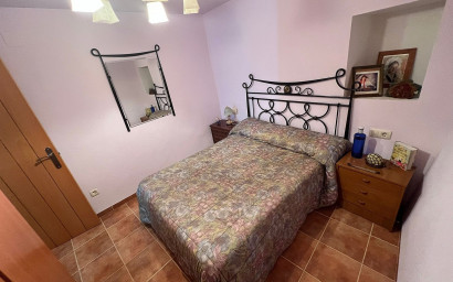 Revente - Maison mitoyenne -
Elche de la Sierra