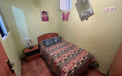 Revente - Maison mitoyenne -
Elche de la Sierra