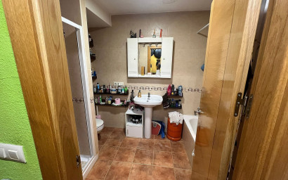 Revente - Maison mitoyenne -
Elche de la Sierra