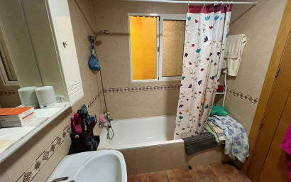 Revente - Maison mitoyenne -
Elche de la Sierra