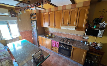 Revente - Maison mitoyenne -
Elche de la Sierra