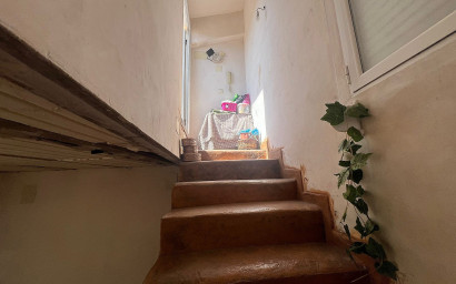 Revente - Maison mitoyenne -
Elche de la Sierra