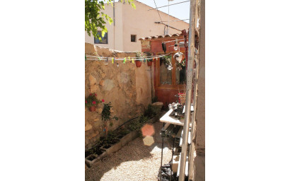 Resale - Finca / Country Property -
Torre Del Rico