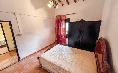 Revente - Maison mitoyenne -
Canada De La Lena