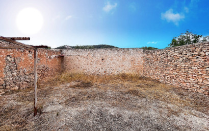 Revente - Maison mitoyenne -
Canada De La Lena