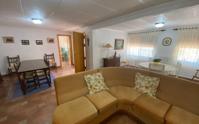 Resale - Villa -
Sax