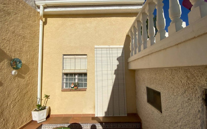 Resale - Villa -
Sax